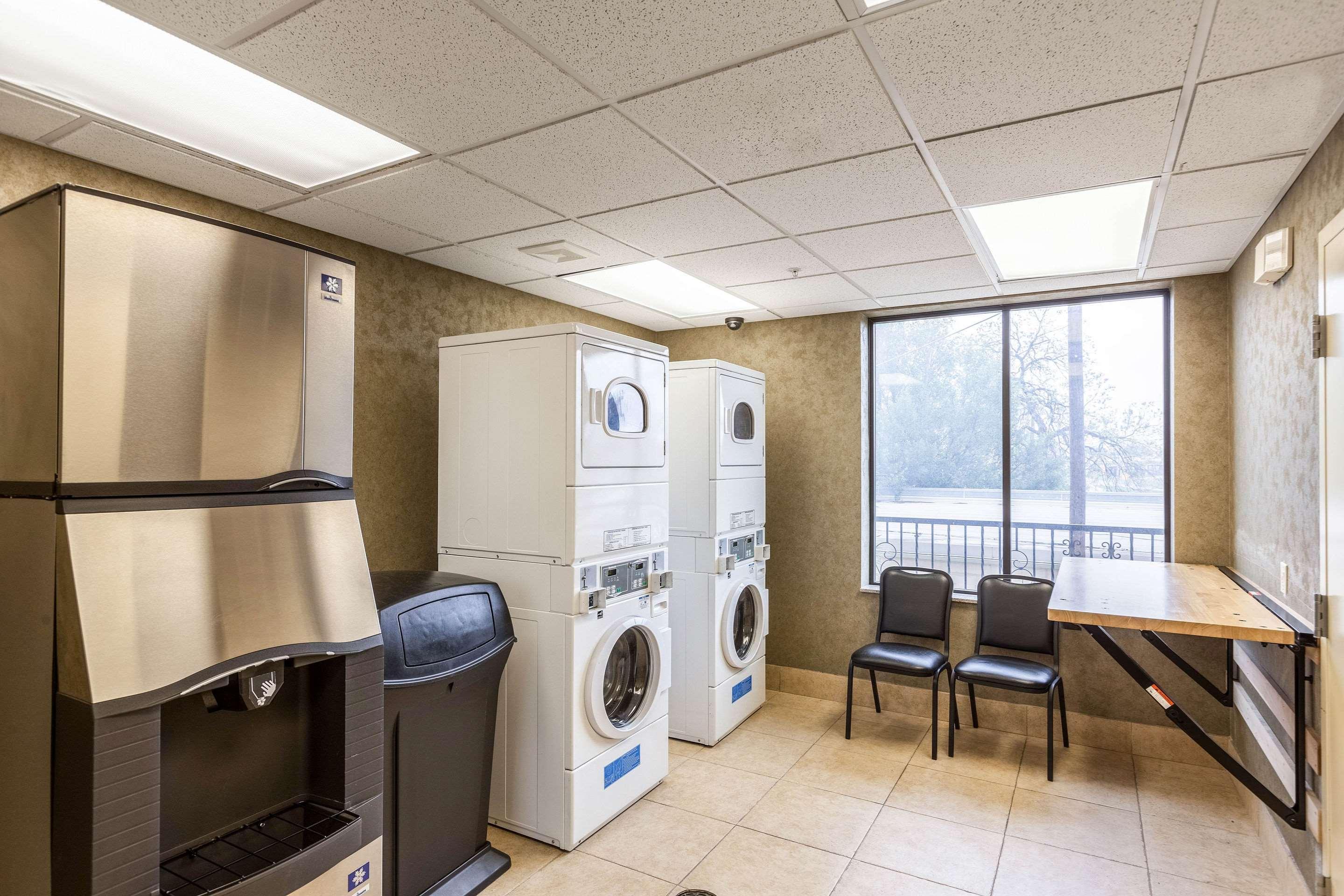 Comfort Suites Alamo-River Walk San Antonio Esterno foto